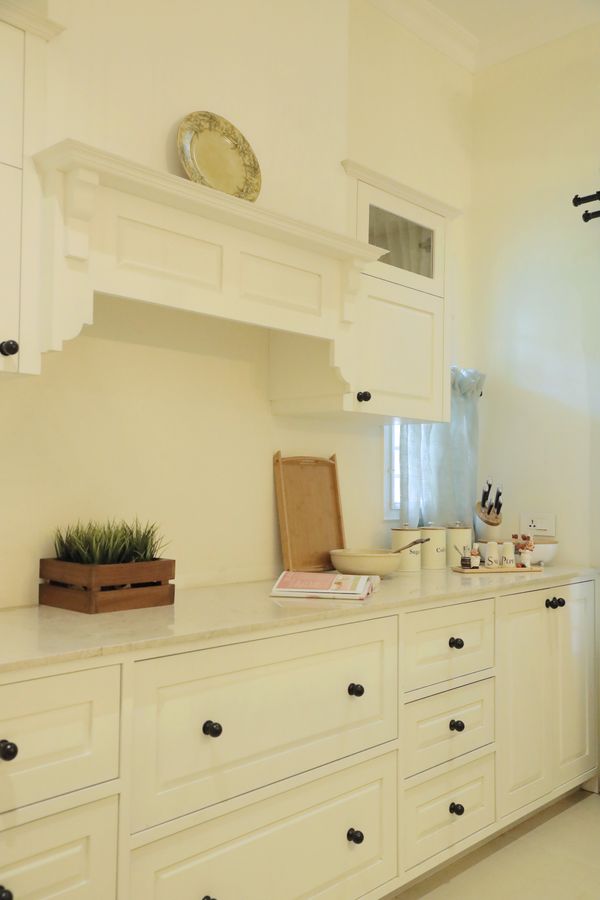 Dry Kitchen
